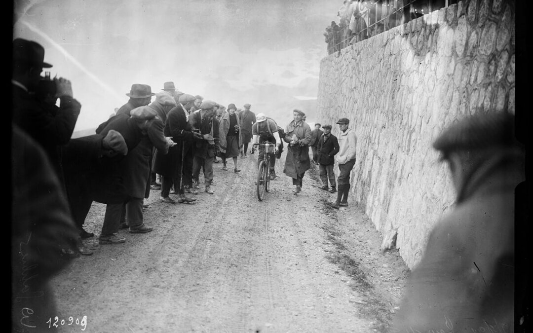 Antonin Magne au col du Galibier lors du Tour de France