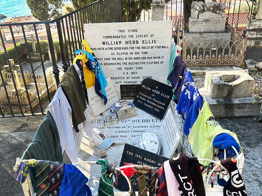 Une tombe devenue lieu de mémoire du rugby